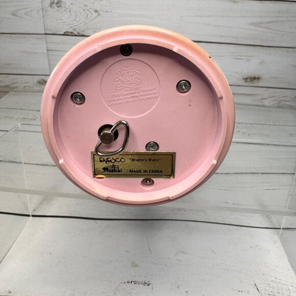 Precious Moments "The Purr-Fect Grandma" Musical Figurine By Enesco - Picture 6 of 10